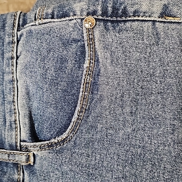 VENUS ankle/cropped denim‎ - Picture 12 of 12